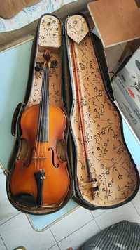Цигулка половинка-с калъф