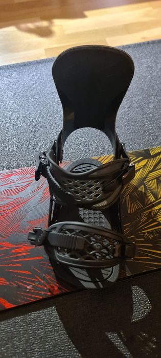 Placa Snowboard Jones El Hefe Mountain Twin 157 + legaturi Ride Carbon