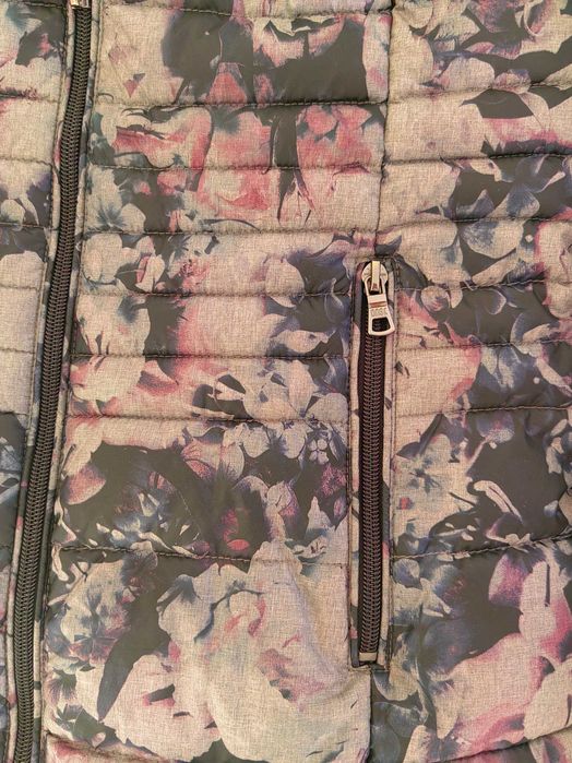 Оригинално дамско зимно яке на Answear