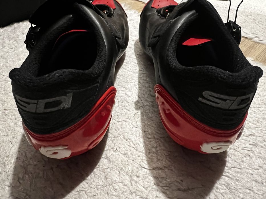 Pantofi ciclism sidi mtb noi