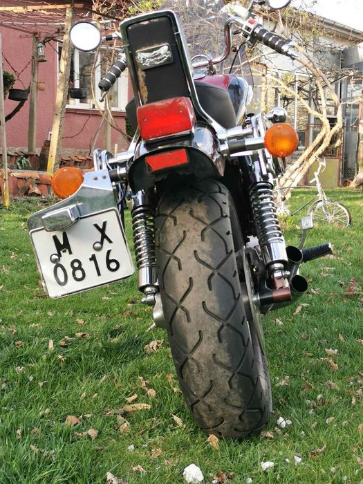 Suzuki intruder vs1400