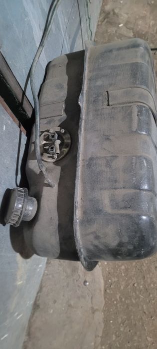 Топливный бак ваз 2106