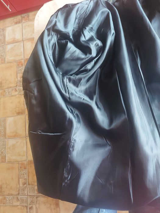 Продавам ново дамско сако