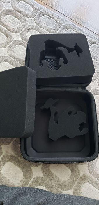 Кутия с цип за макара