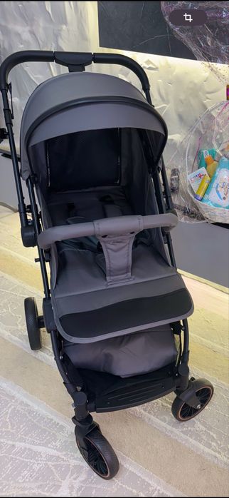 Коляска с перекидной ручкой