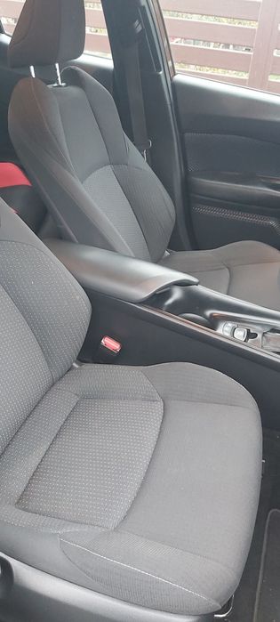 Vand Toyota chr hibrid