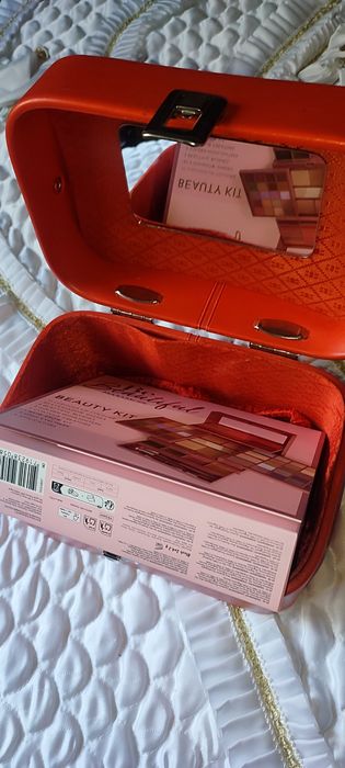 Kit complet de machiaj, Max&More, Nou sigilat