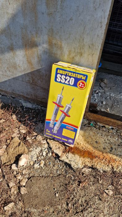 Продам стойки приора