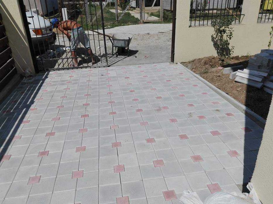 Fabrica dale pentru pavaje auto - dimensiune 20x20 cu 10x10