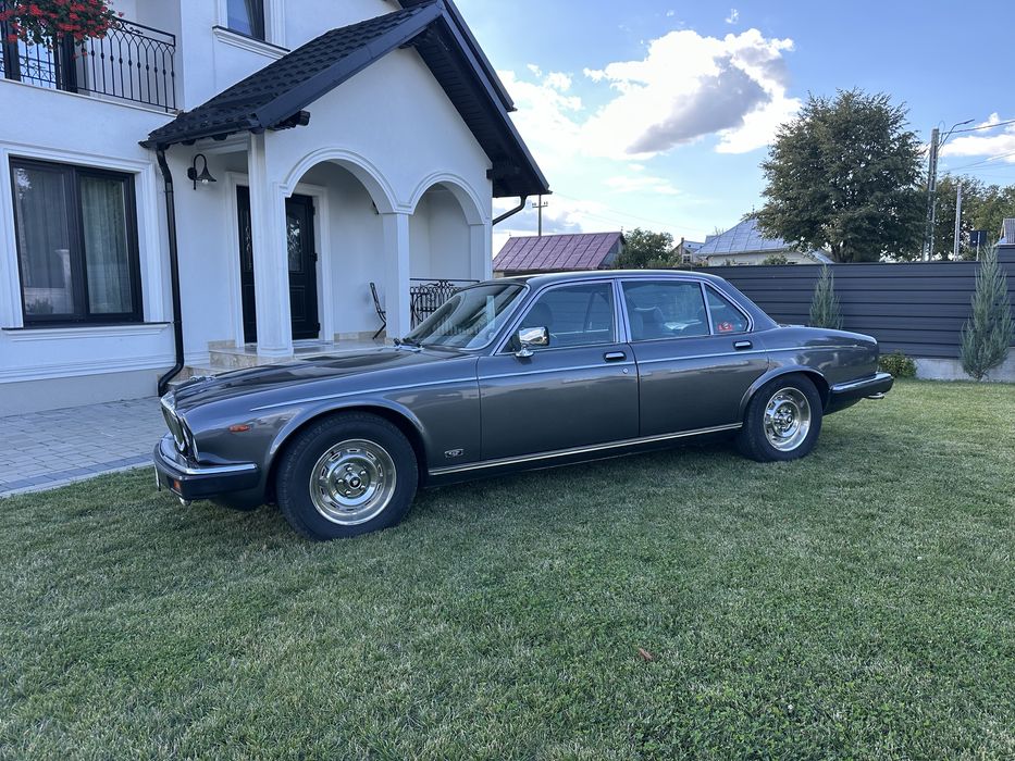 Jaguar daimler duble six 1984 5.3 HE inmatriculat istoric