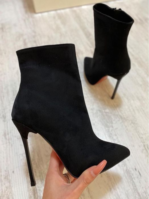 Боти Cassidi Black Sued