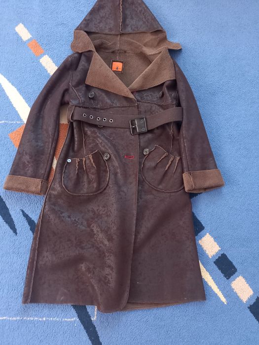 Продам молодежное пальто