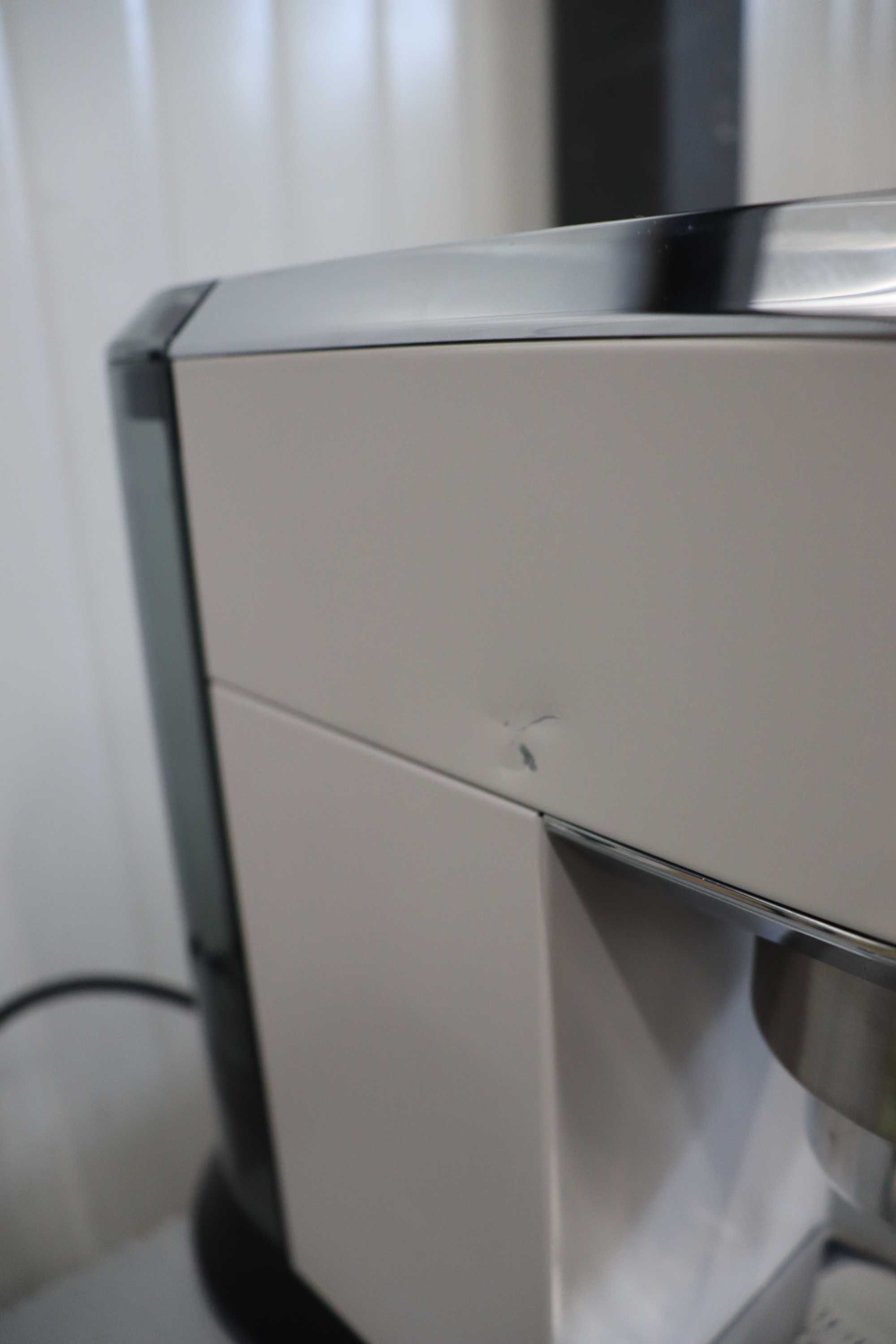 DeLonghi Dedica Style EC 695.W Кафемашина, Полуавтоматична 1.1 л