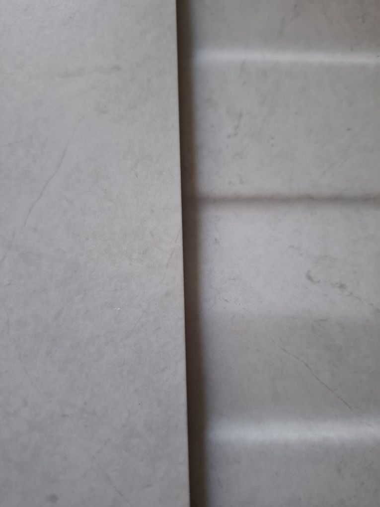 Фаянсови плочки 30×90  5,4кв²