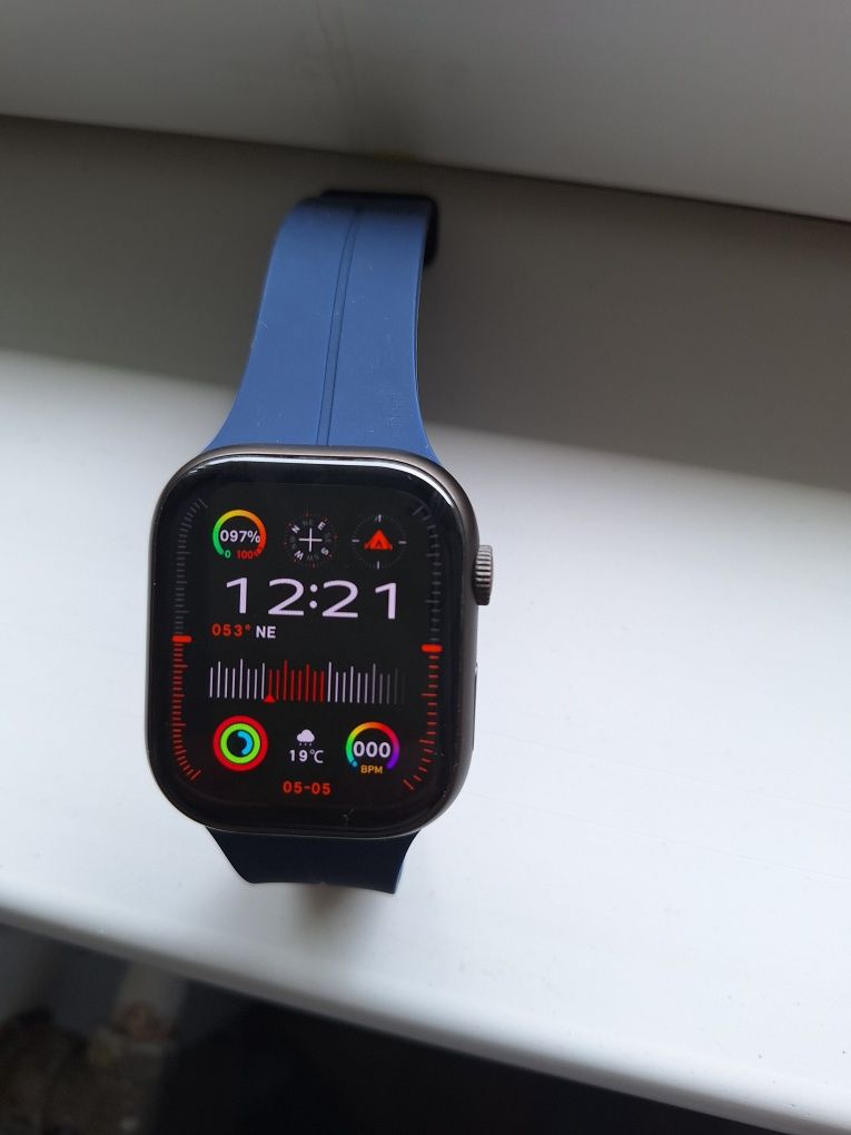 Ceas smartwatch în stare impecabilă