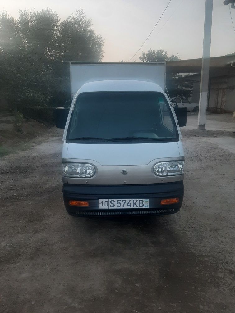 Дамас лабо сотилади