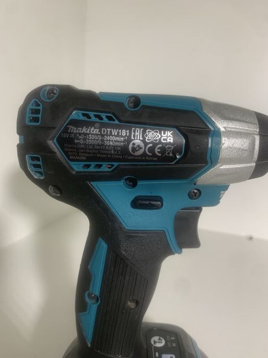 Makita DTW 181 impact cap patrat