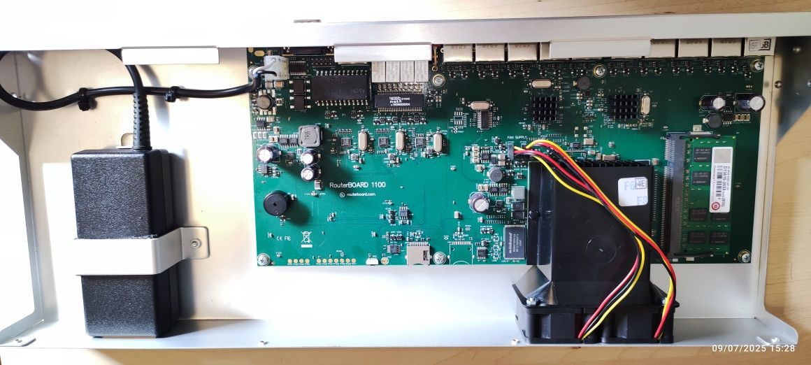 Mikrotik RouterBoard 1100AHx2