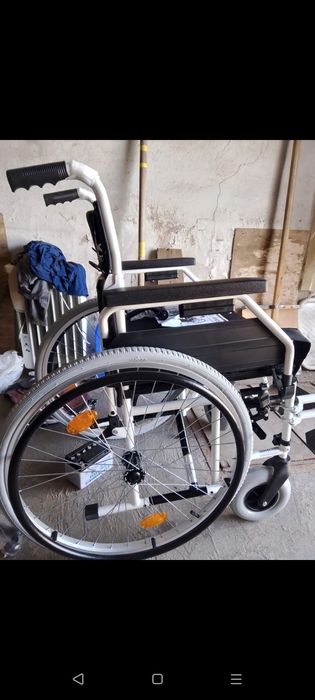 Продам новое инвалидное кресло