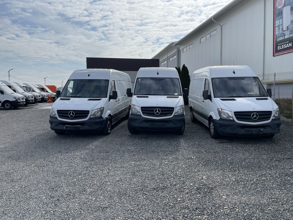 Vindem motor mercedes sprinter 2.2 cdi/ oferim monatj/service auto