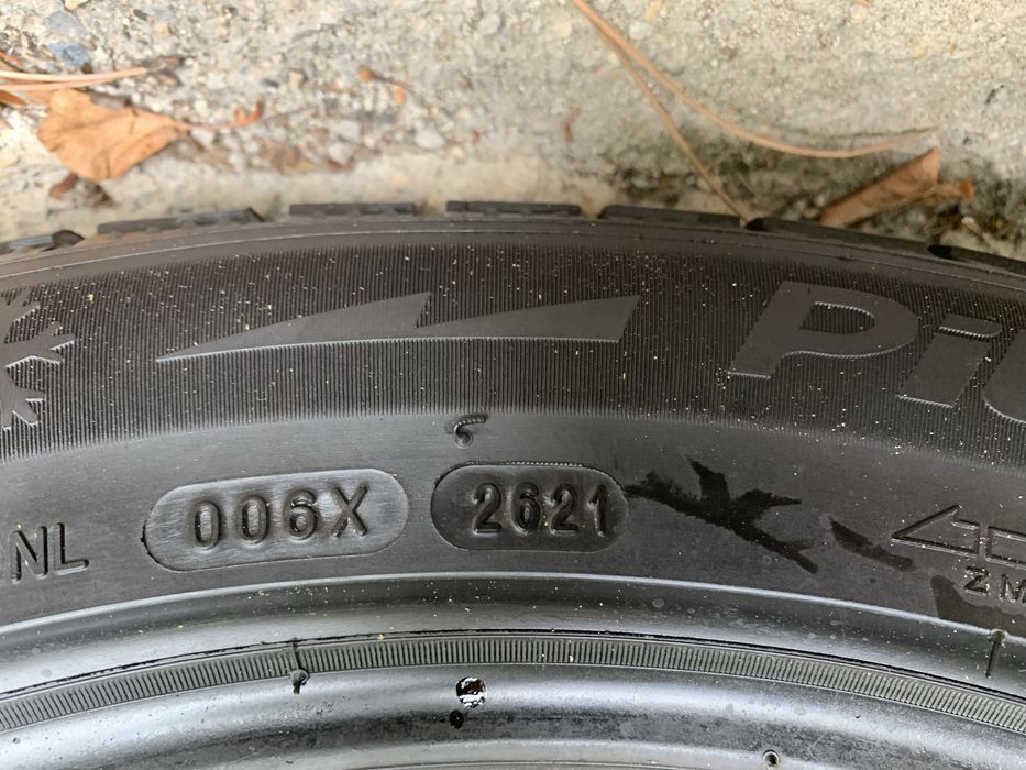 Зимни гуми 255/45R19 Michelin 255-45-19 Мишелин DOT 2621 Mercedes S V
