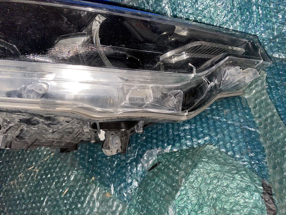 Far BMW seria 3 F30 F31 LCI Facelift 2015 - 2019 far Dreapta adaptiv