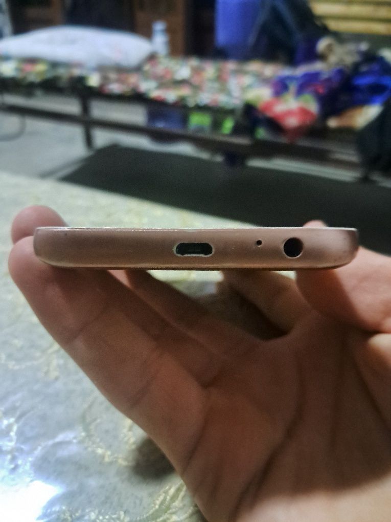 Samsung j2 core holati zo'r