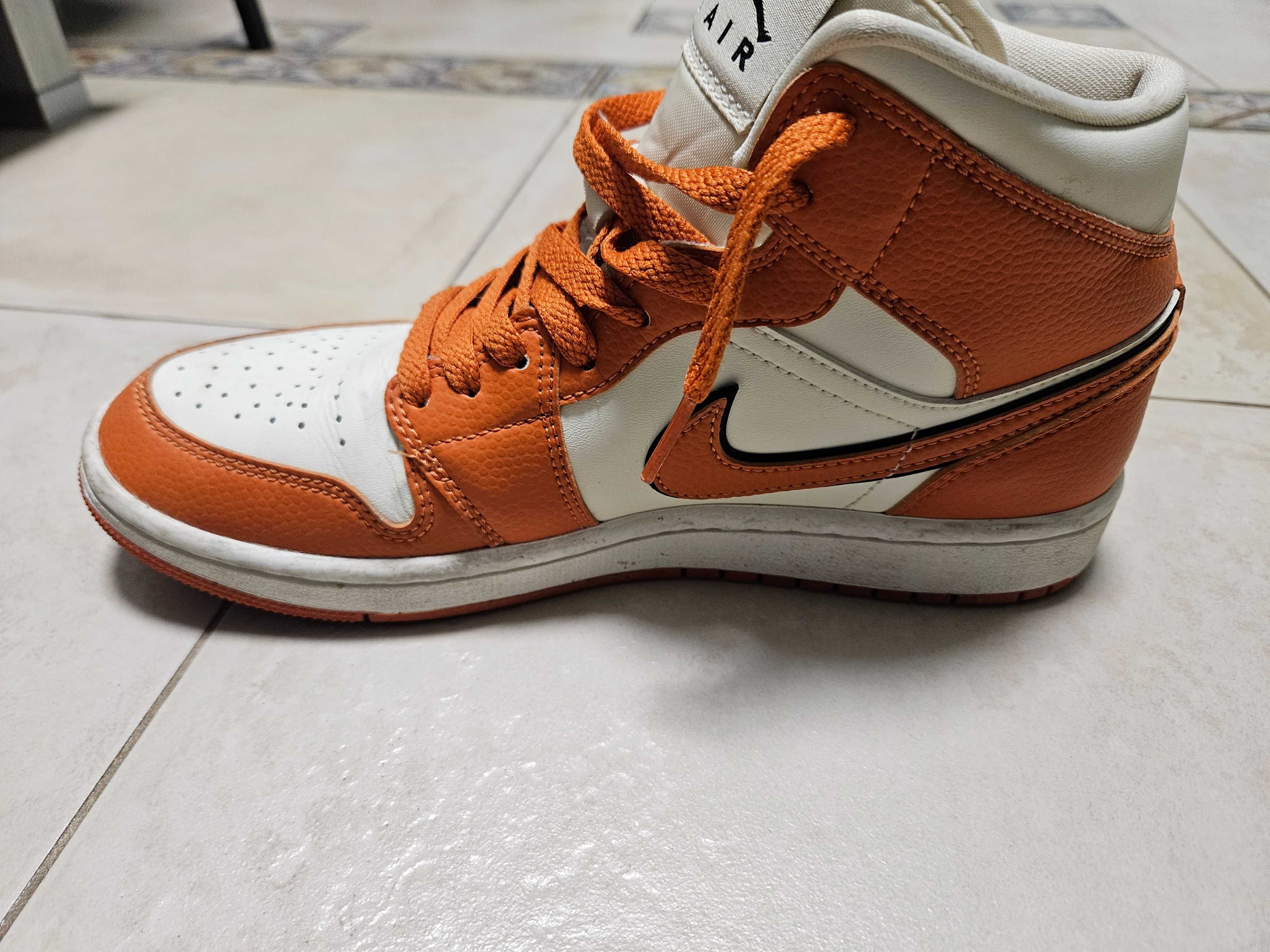 Кецове Air Jordan 1