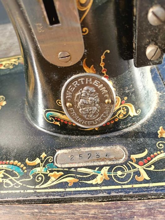 Mașina de cusut, marca Wertheim Frankfurth