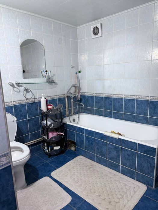 Дом Алчазар 4 сотки 7 комнат 150000&