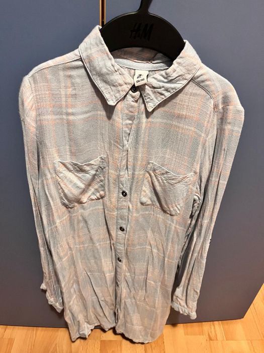 Rochie tip cămașă . Mărimea 134 . Preț 30 ron