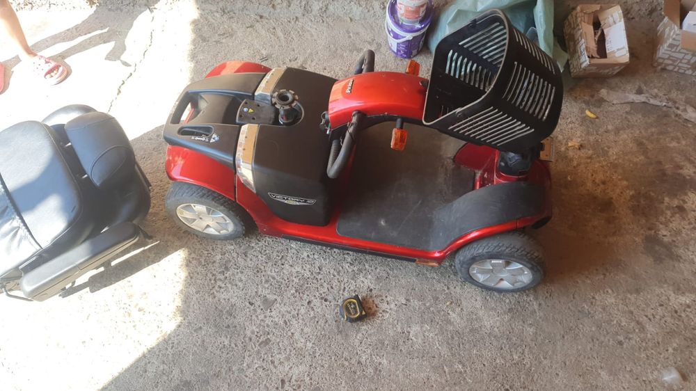 Cărucior/scooter electric  Victory Pride