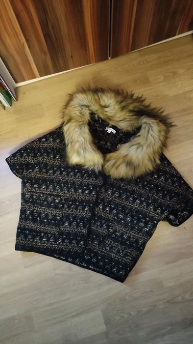 Нова жилетка с еко косъм