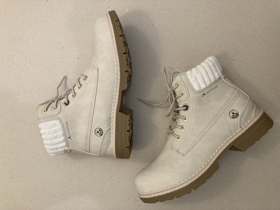 Ghete de iarna pentru dame marca Whistler