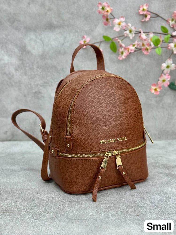Ghiozdan/Rucsac Michael Kors noi!