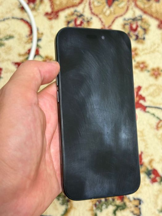 Продаю айфон 15 в хорошем состоянии