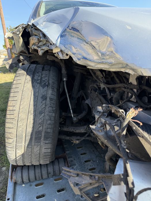 Vand Mercedes E 400 4 MATIC  *AVARIAT*