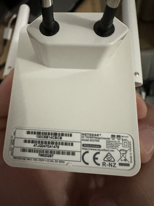 Repetitor WiFi / Range Extender NetGear EX3700, AC 750, 802.11 n/ac