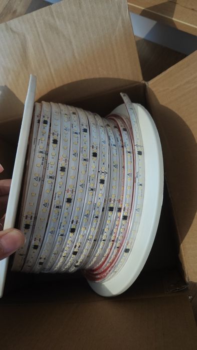 Подсветка работает без блока (220Вт)