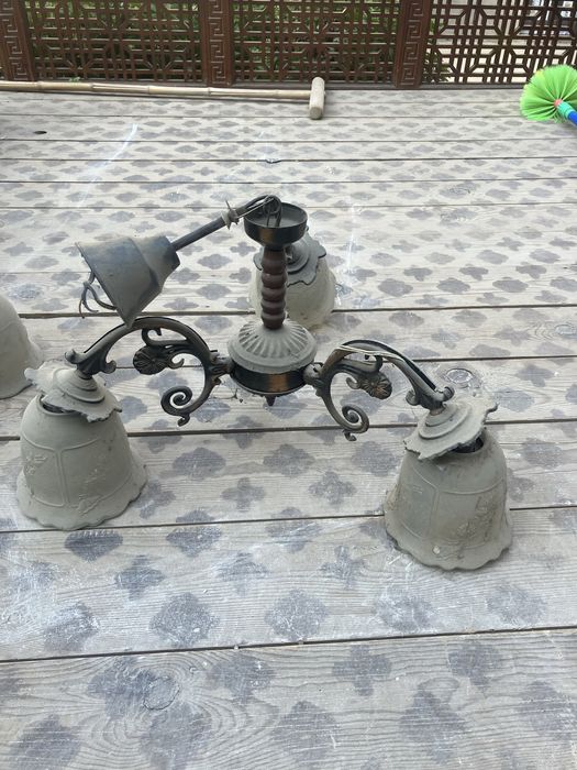 Qandillar sotiladi arzon