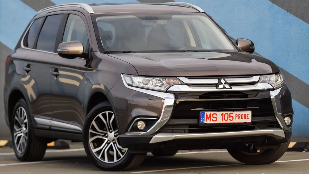 Mitsubishi Outlander FACELIFT 2018~2.0i 4x4~Automat~Maro~Garantie 1 AN~Rate~Navi Jante