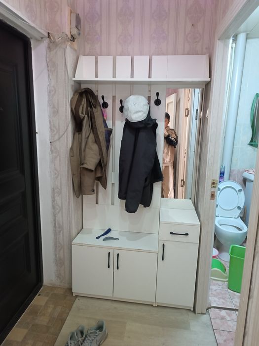 Сдам трех комнатная квартира на долги сроком.