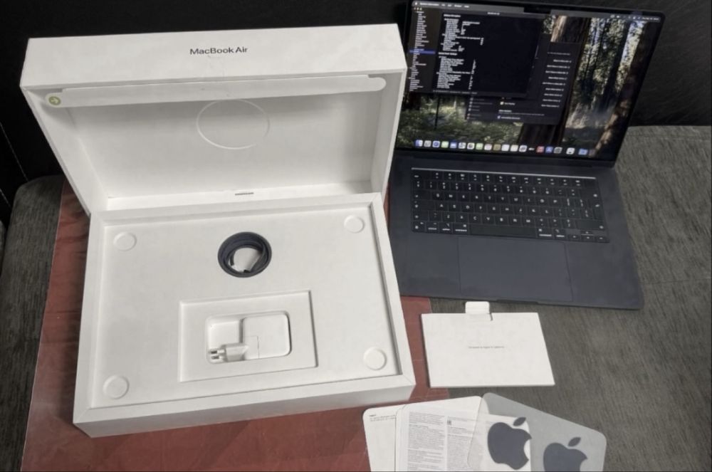KATO HOB 15" 256GB MacBook Air M2 8GB Гаранция Technopolis 2026 г.