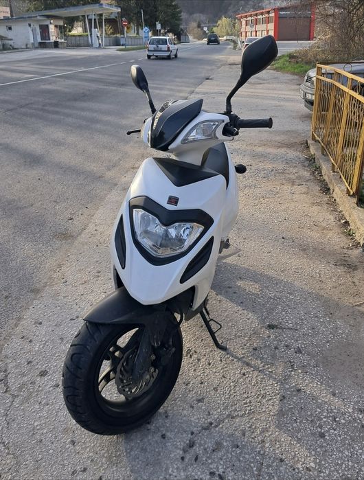 Продава се: 2-тактов скутер Explorer — 50 куб. (80 куб.) | 2017 г.