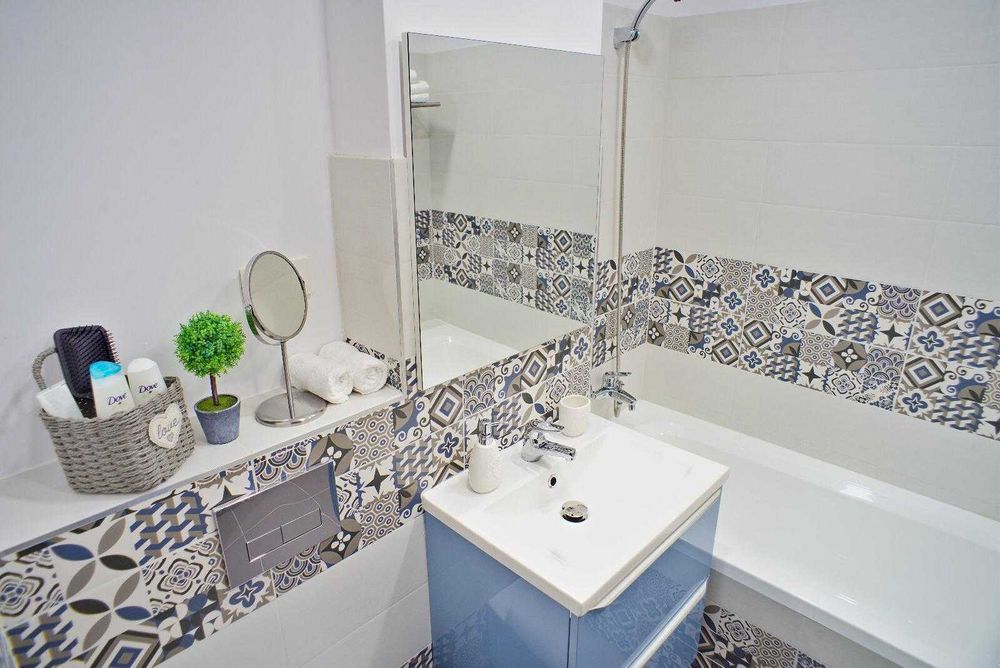 Particular inchiriez 2 camere in proximitate Mall AFI