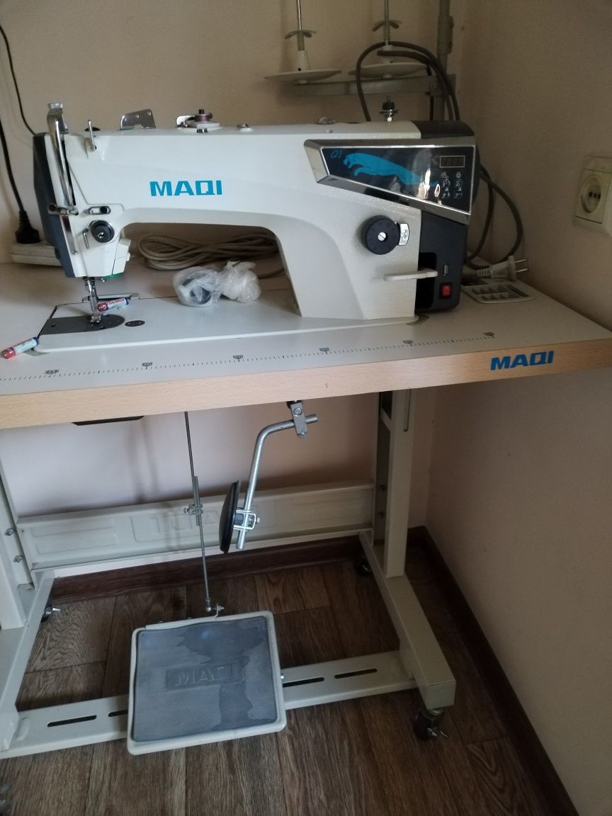 tikyv mashinasi MAQI bir chok yangidek  holatda
