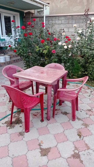 Продам столы и стулья Альтернатива