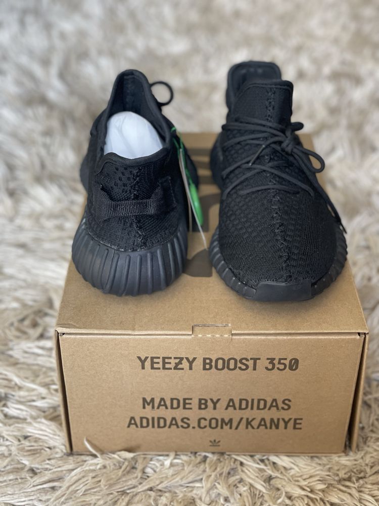 Adidas Yeezy Boost 350 V2 Onyx Black Non Reflective Static Mono Cinder