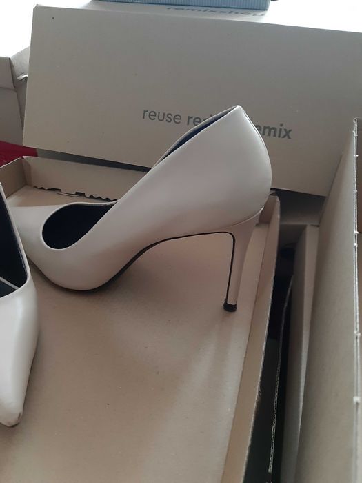 Обувки на ток Зара