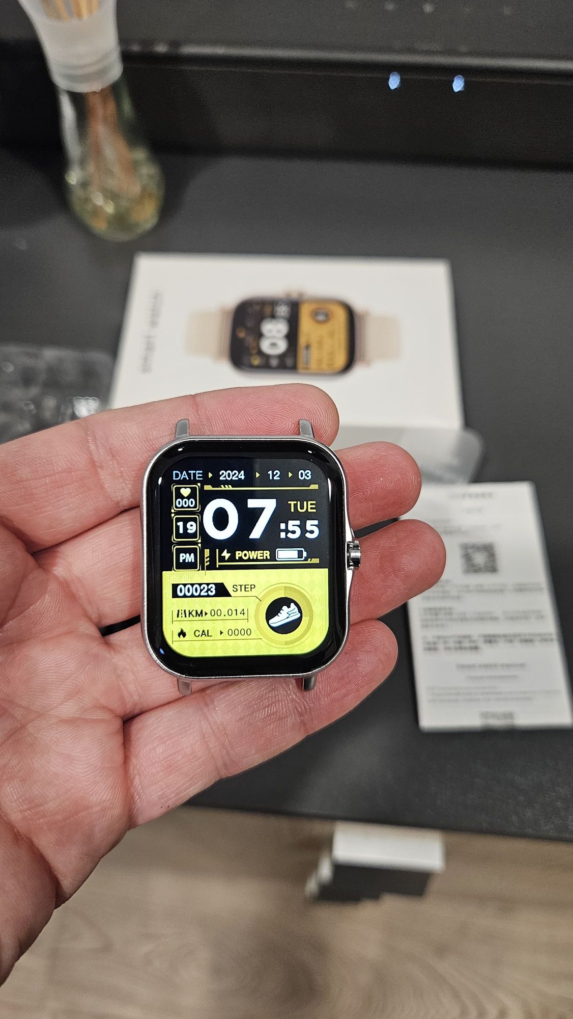 Vand smartwatch nou